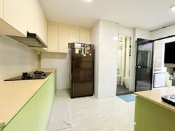 Blk 940 TAMPINES PALMSVILLE (Tampines), HDB Executive #559385831